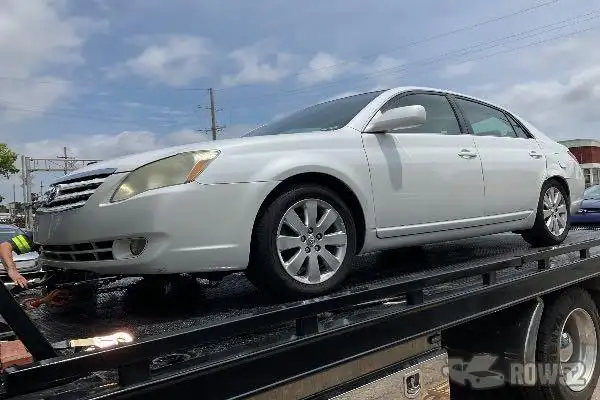 Photo of 2006 Toyota Avalon