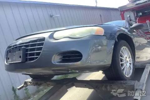 Photo of 2004 Chrysler Sebring