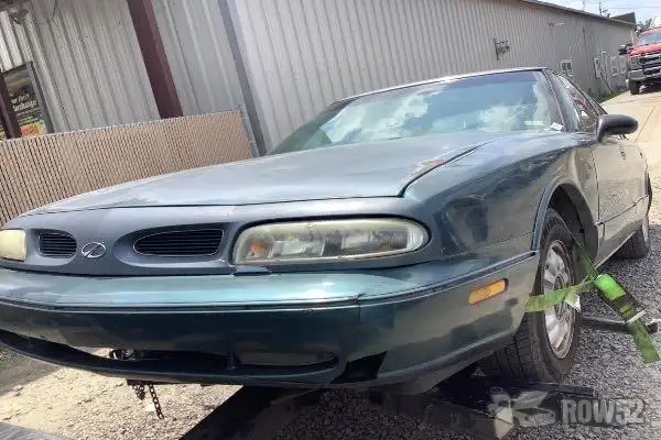 Photo of 1998 Oldsmobile Eighty Eight