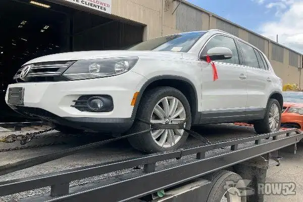 Photo of 2012 Volkswagen Tiguan