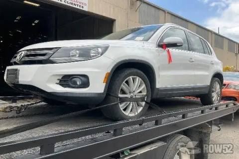Photo of 2012 Volkswagen Tiguan
