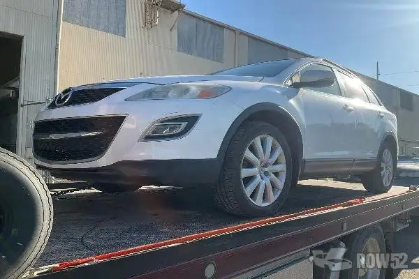 Photo of 2010 Mazda CX-9