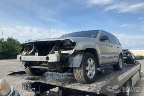 Photo of 2010 Jeep Grand Cherokee
