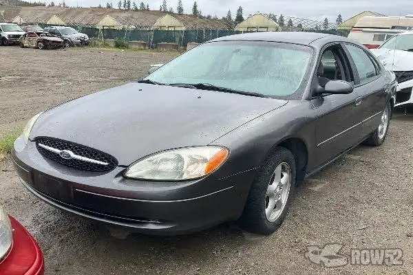 Photo of 2002 Ford Taurus