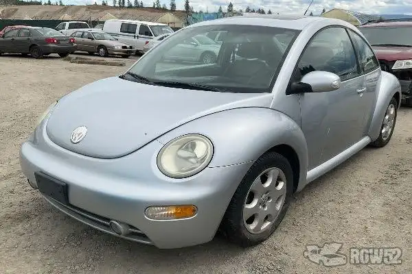 Photo of 2003 Volkswagen New Beetle