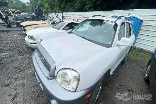 Photo of 2003 Hyundai Santa Fe