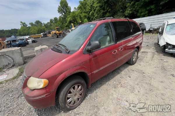 Photo of 2006 Chrysler Town & Country