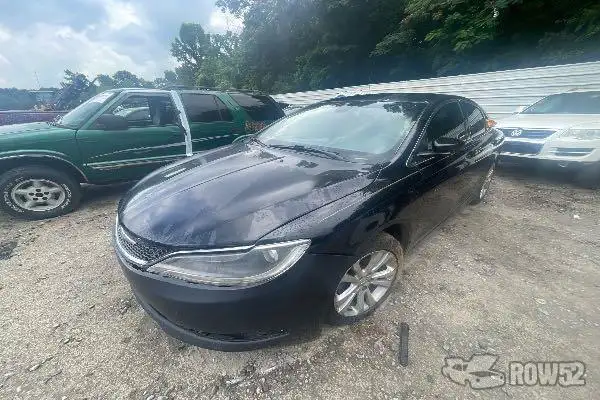 Photo of 2015 Chrysler 200