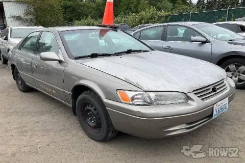 Photo of 1998 Toyota Camry