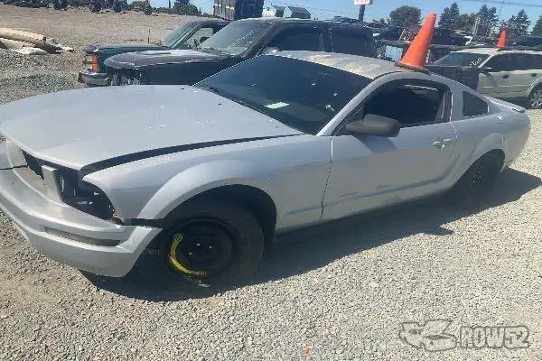 Photo of 2005 Ford Mustang