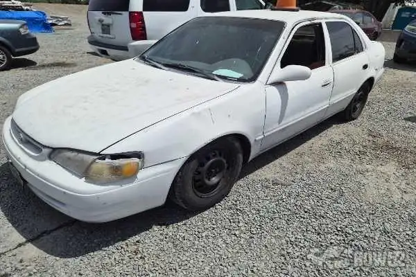 Photo of 1999 Toyota Corolla