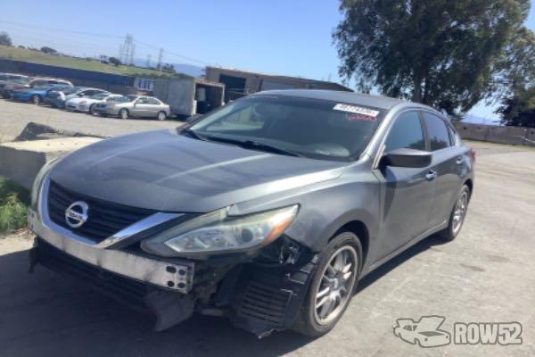 Photo of 2016 Nissan Altima