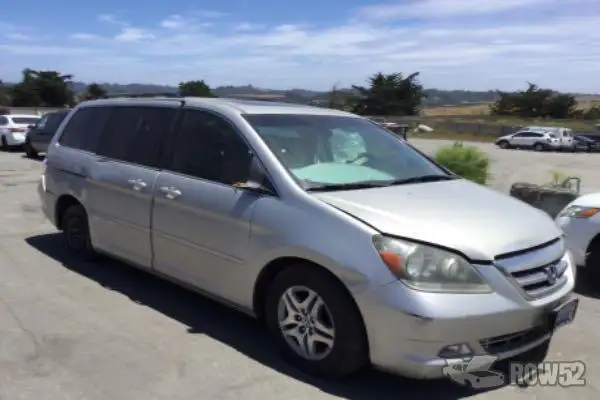 Photo of 2005 Honda Odyssey
