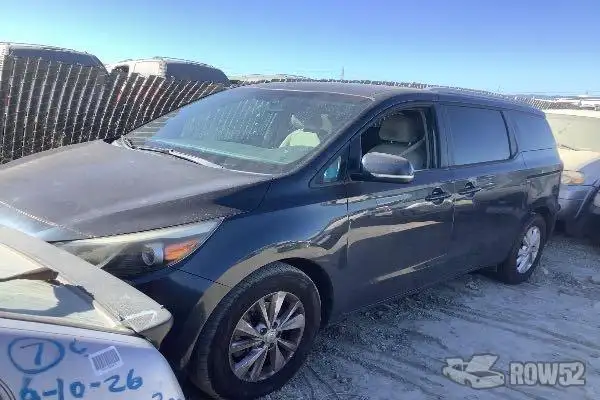 Photo of 2015 Kia Sedona