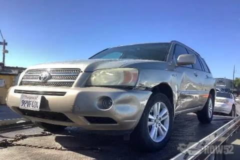 Photo of 2006 Toyota Highlander Hybrid