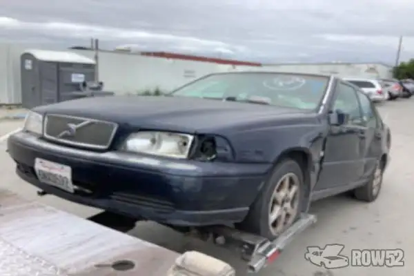 Photo of 2000 Volvo S70