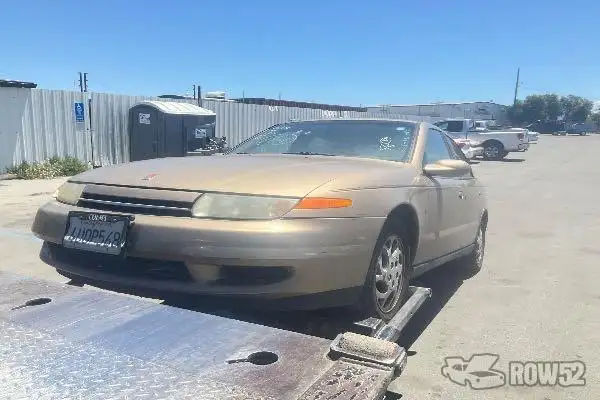 Photo of 2002 Saturn LS