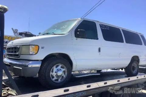 Photo of 1998 Ford Club Wagon