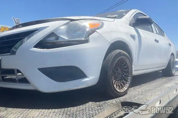Photo of 2015 Nissan Versa
