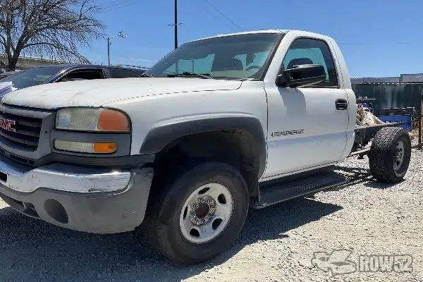 Photo of 2006 GMC Sierra 2500HD