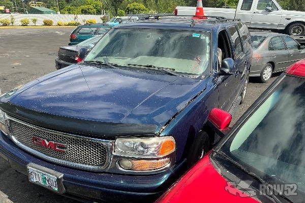 Photo of 2006 GMC Yukon Denali