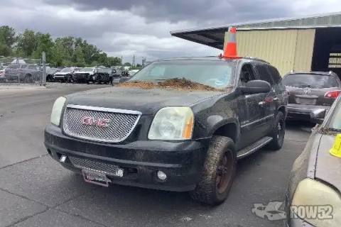 Photo of 2007 GMC Yukon Denali