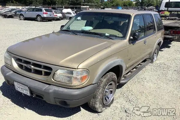 Photo of 2000 Ford Explorer