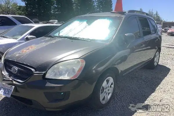 Photo of 2010 Kia Rondo