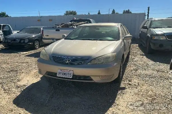 Photo of 2005 Toyota Camry