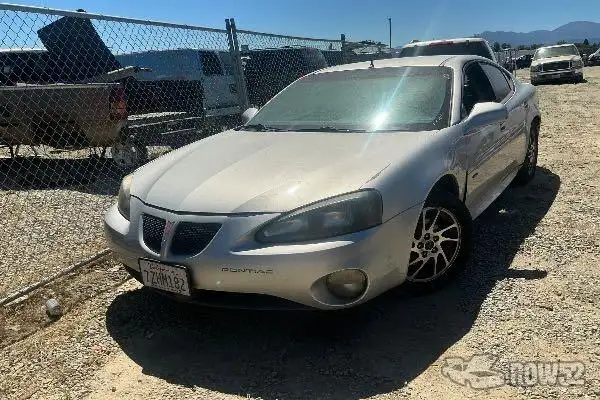 Photo of 2005 Pontiac Grand Prix