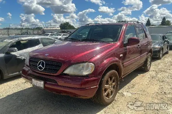 Photo of 2000 Mercedes-Benz M-Class