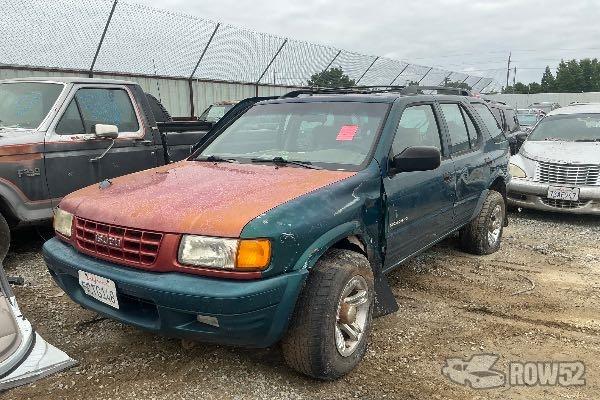 Photo of 1998 Isuzu Rodeo