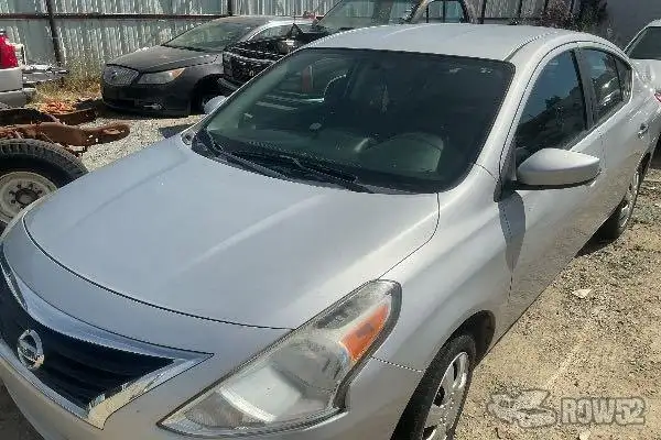 Photo of 2015 Nissan Versa