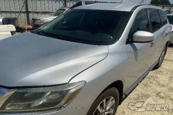 Photo of 2013 Nissan Pathfinder