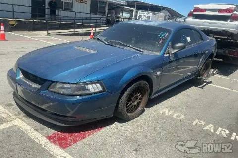 Photo of 1999 Ford Mustang