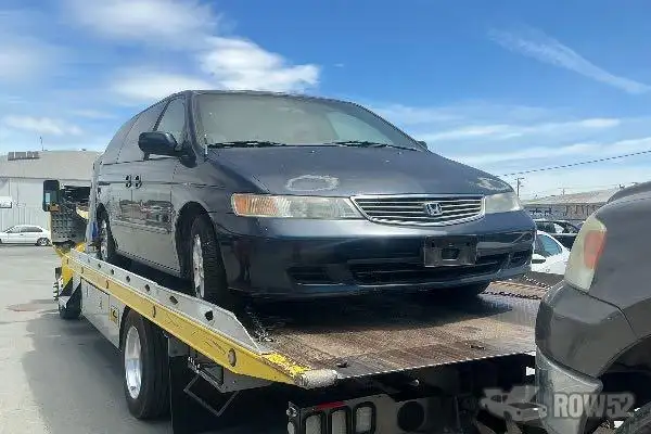 Photo of 1999 Honda Odyssey