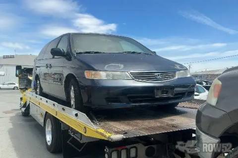 Photo of 1999 Honda Odyssey