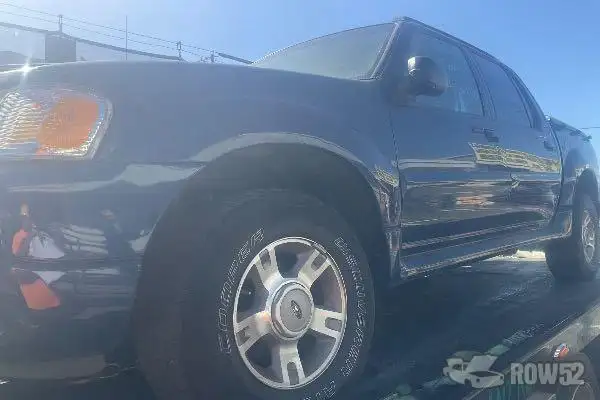 Photo of 2004 Ford Explorer Sport Trac