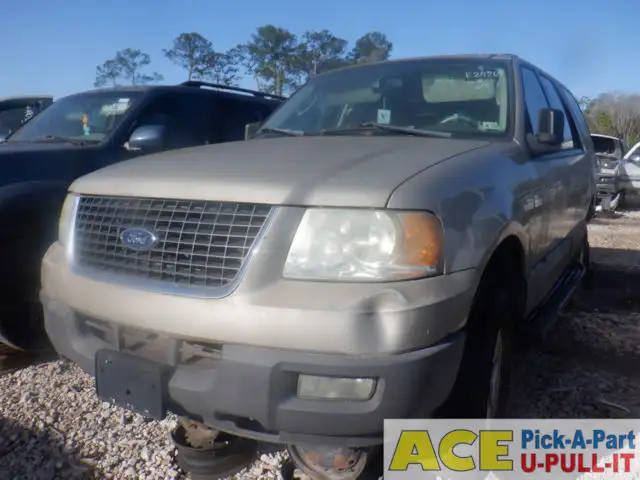 Photo of 2004 Ford Expedition