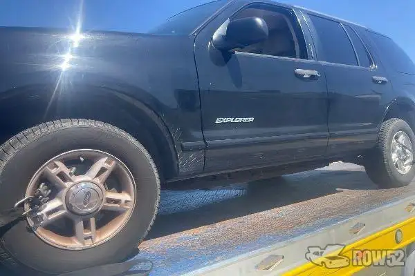 Photo of 2005 Ford Explorer
