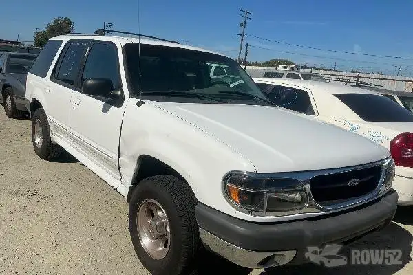 Photo of 1999 Ford Explorer