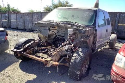Photo of 1999 GMC Sierra 2500