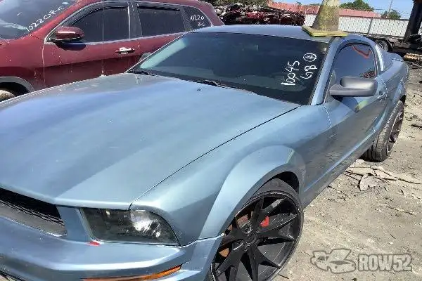 Photo of 2006 Ford Mustang