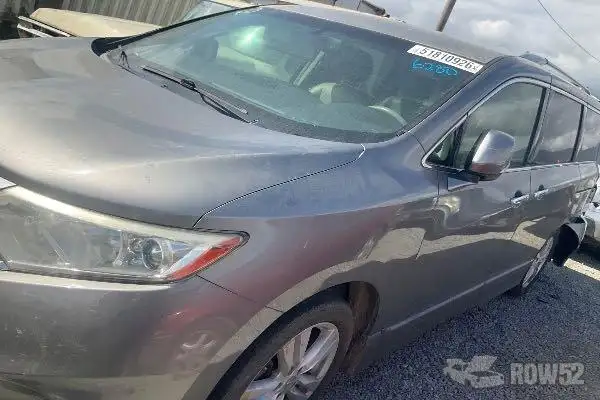 Photo of 2012 Nissan Quest