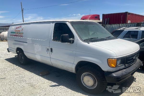 Photo of 2003 Ford Econoline