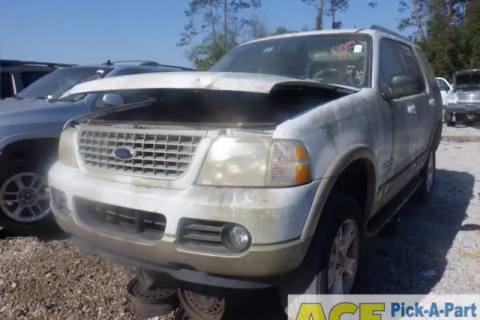 Photo of 2005 Ford Explorer