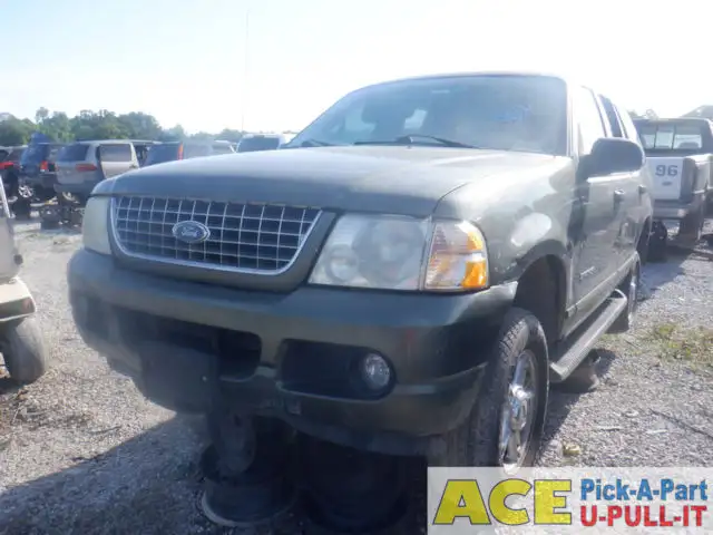 Photo of 2004 Ford Explorer
