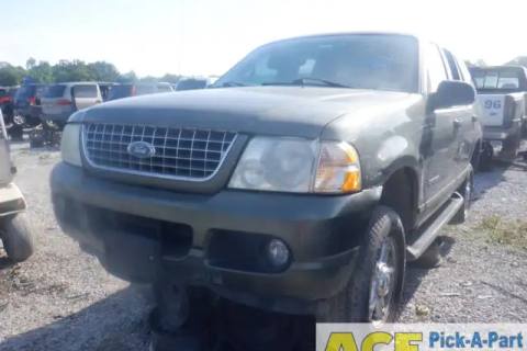 Photo of 2004 Ford Explorer