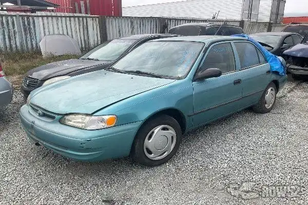 Photo of 1999 Toyota Corolla