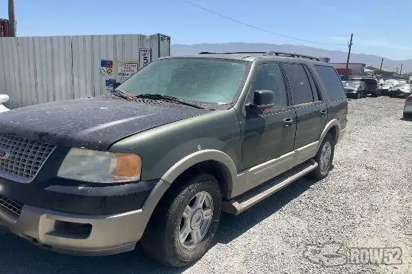 Photo of 2005 Ford Expedition